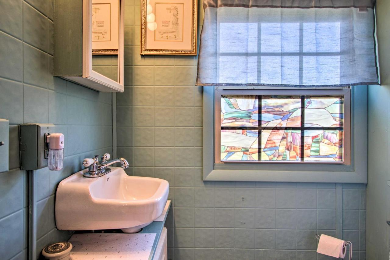 Quaint Getaway 2 Mi To Downtown And 3 Mi To Ut! Villa Knoxville Eksteriør billede
