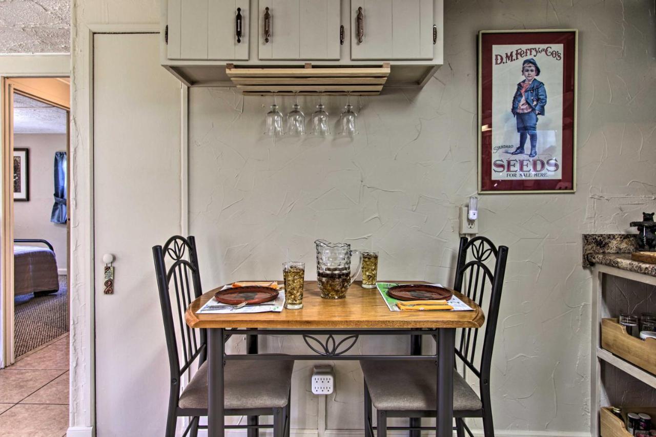Quaint Getaway 2 Mi To Downtown And 3 Mi To Ut! Villa Knoxville Eksteriør billede