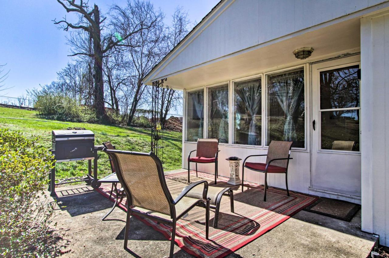 Quaint Getaway 2 Mi To Downtown And 3 Mi To Ut! Villa Knoxville Eksteriør billede