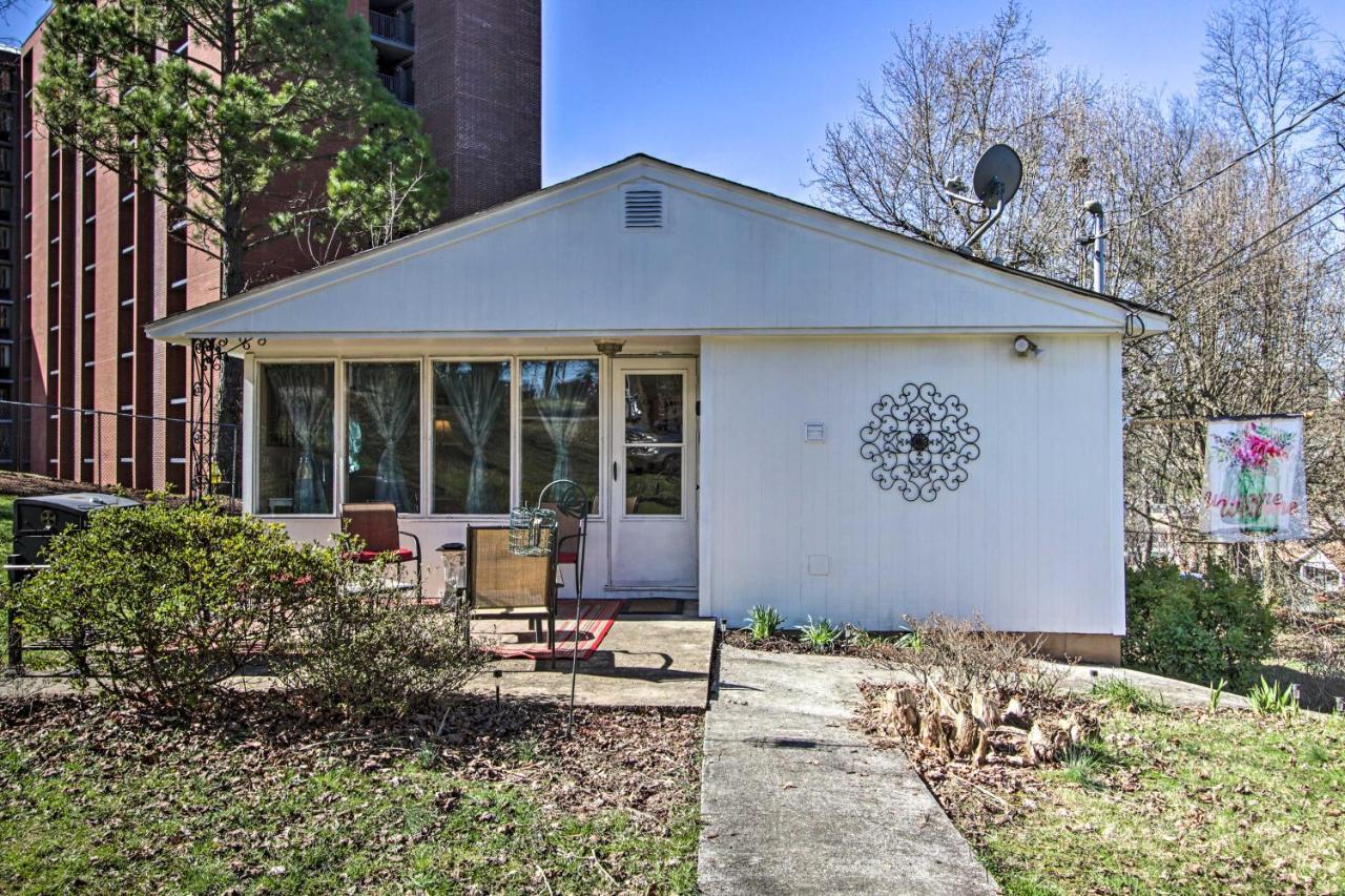 Quaint Getaway 2 Mi To Downtown And 3 Mi To Ut! Villa Knoxville Eksteriør billede